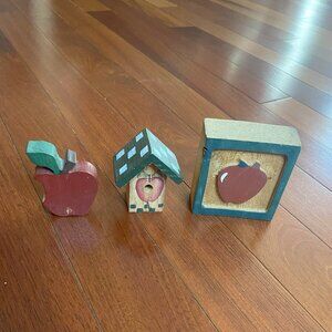 Apples Country Kitchen Decor Bird House Vintage